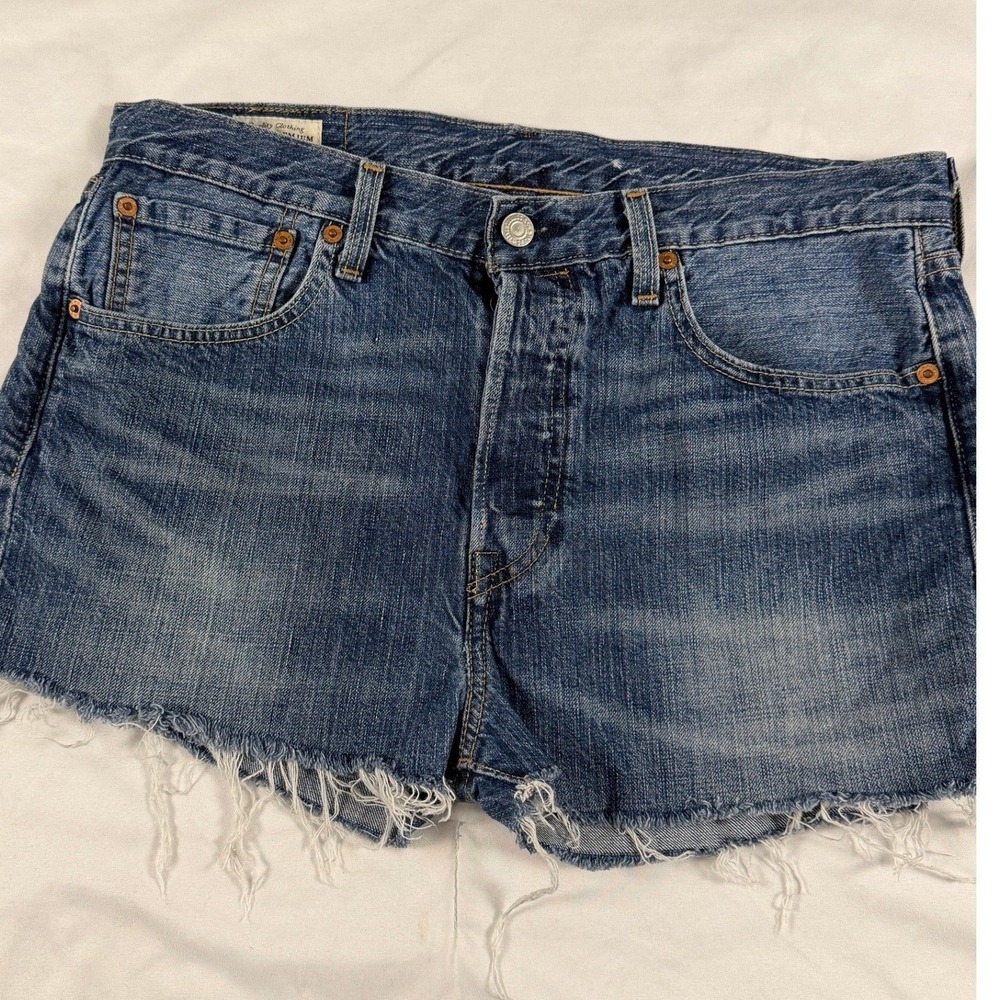 Levis Premium 501 Cut‎ Off Denim Shorts 31 Blue Distressed Raw Hem Button Fly